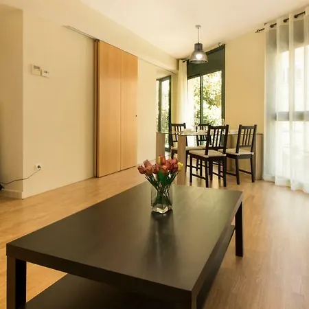Elcano Apartment
