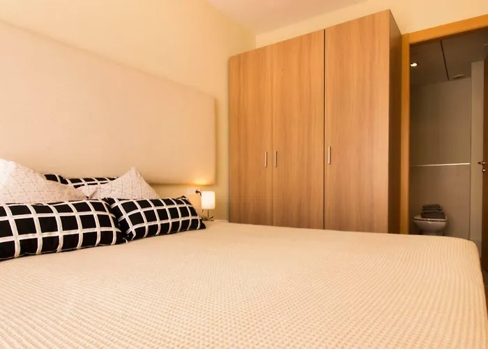 Elcano Appartement *